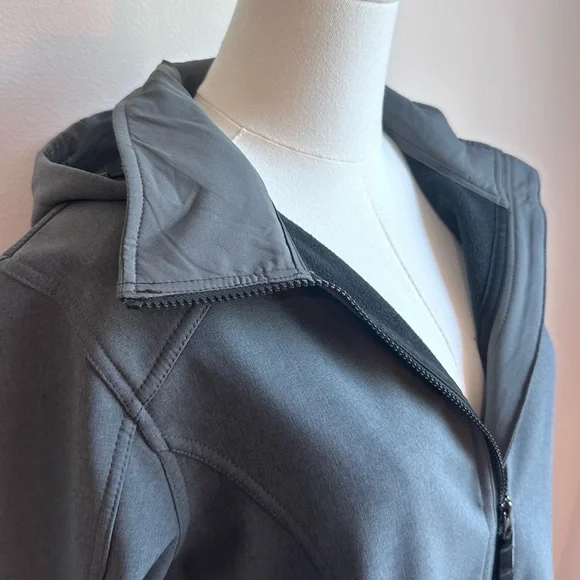 Eddie Bauer ‘Windfoil Elite’ Hooded Fleece Lined Gray Trench Coat SIZE L - Picture 4 of 11